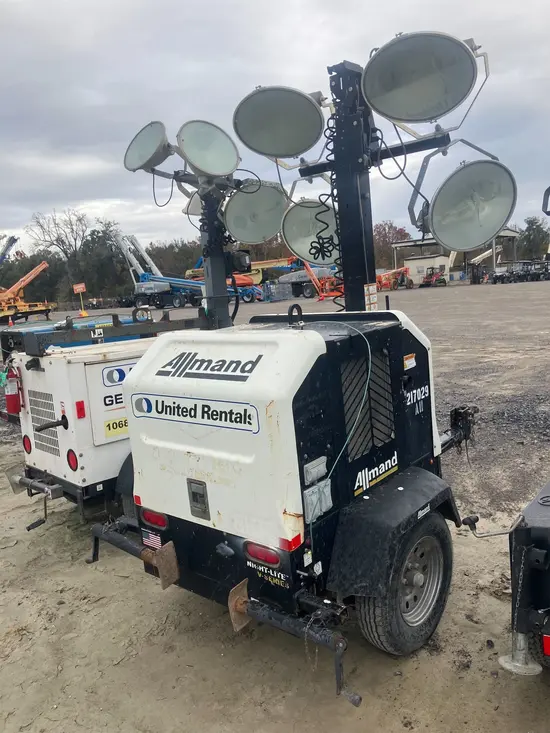 2018 Allmand NL-V Portable Work Light
