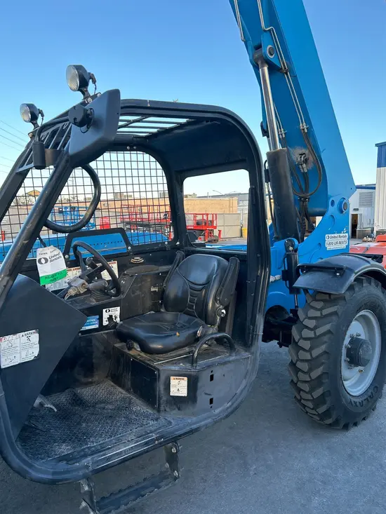2015 Genie GTH-844 Forklift
