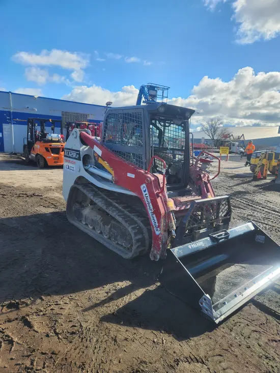 2021 Takeuchi TL12R2-CR Track Loader