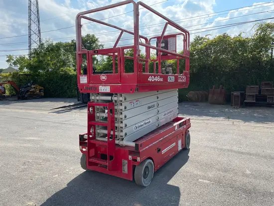 2017 MEC 4046SE Scissor Lift