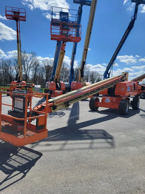 2015 JLG 800S Boom Lift