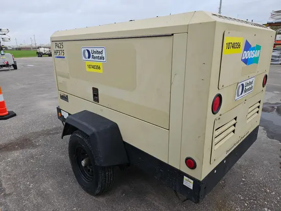 2018 Doosan P425/HP375WCUT4 Air Compressor