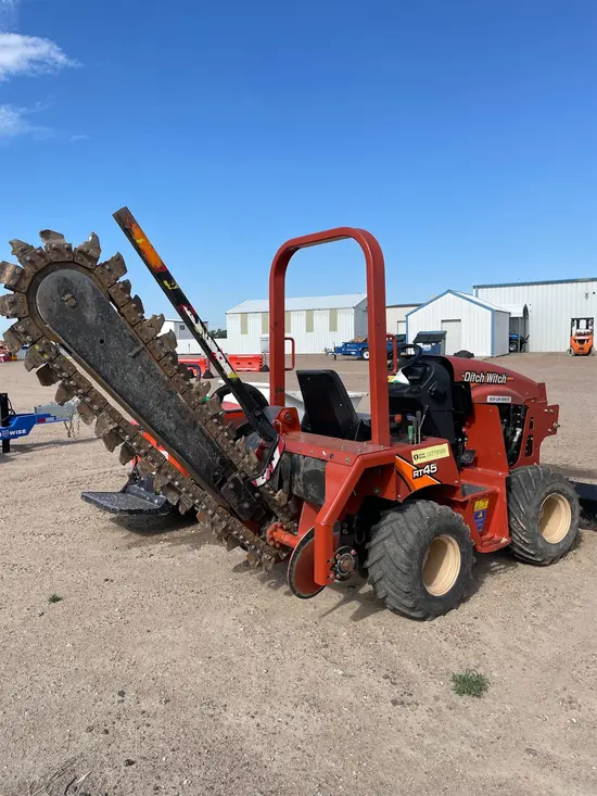 2018 Ditch Witch RT45 Ride-On Trencher