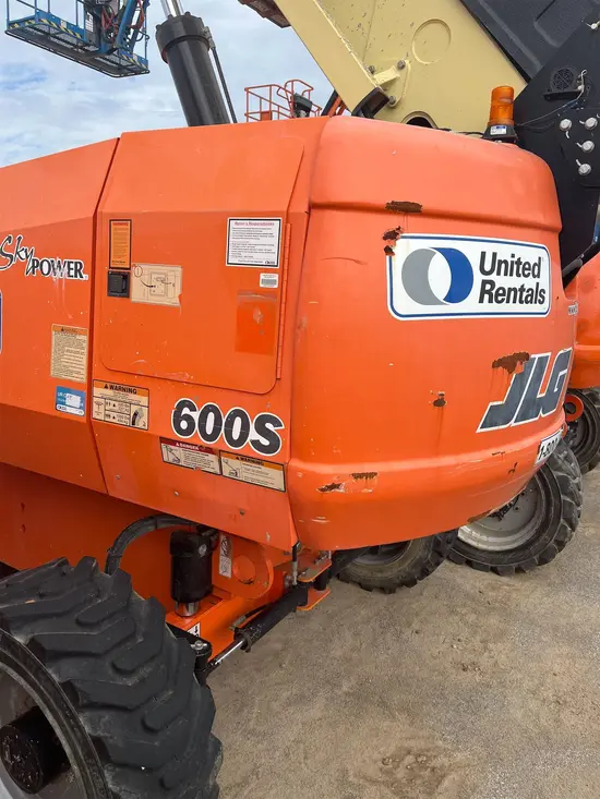 2017 JLG 600S Boom Lift