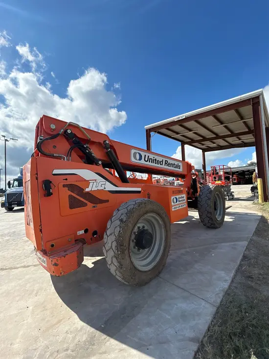 2015 SKYTRAK 6042 Forklift