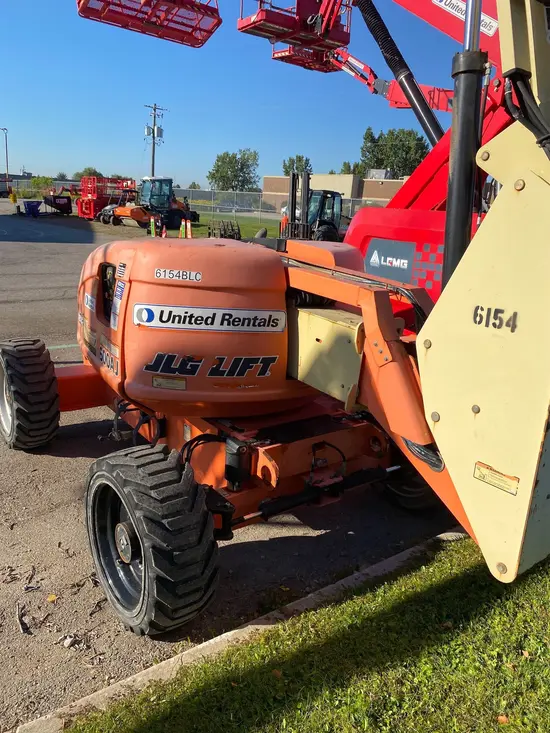 2013 JLG 600AJ Articulating Boom Lift