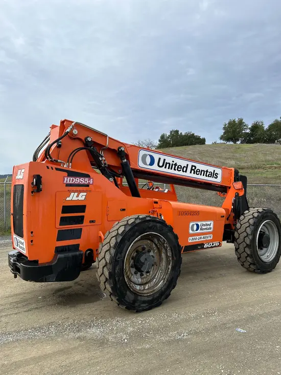 2016 SKYTRAK 6036 Forklift