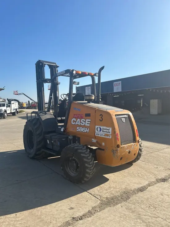 2021 Case 586H Forklift
