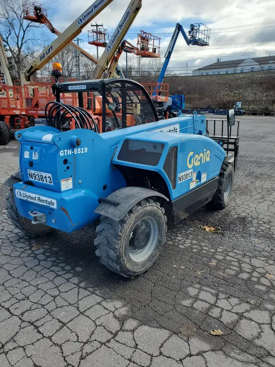 2016 Genie GTH-5519 Forklift