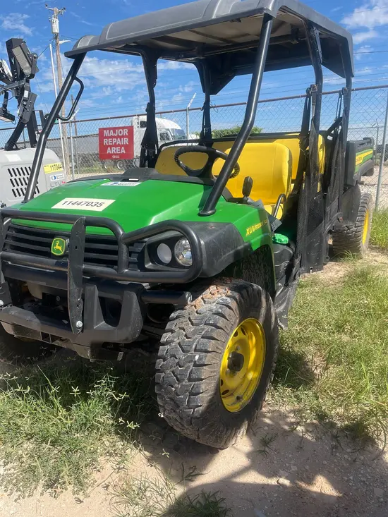 2022 John Deere XUV855M S4 Utility Vehicle