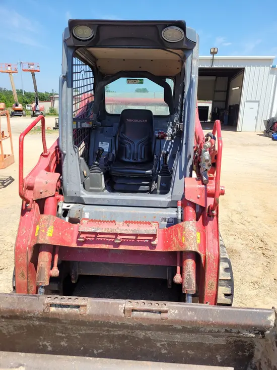 2018 Takeuchi TL10V2-R Track Loader