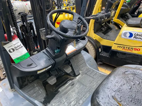 2017 Toyota 8FGU30 Warehouse Forklift