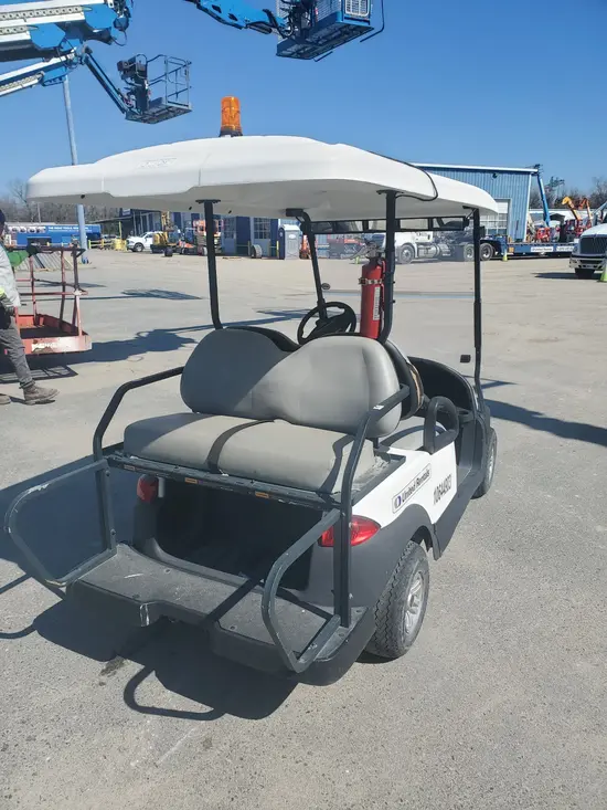 2017 Club Car PRECEDENT I2 G Utility Vehicle