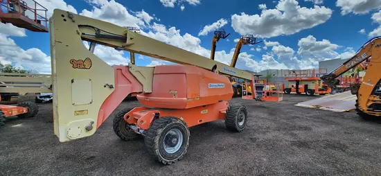 2013 JLG 800A Articulating Boom Lift