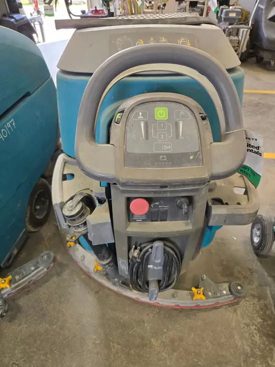 2018 Tennant T500-28 Scrubber