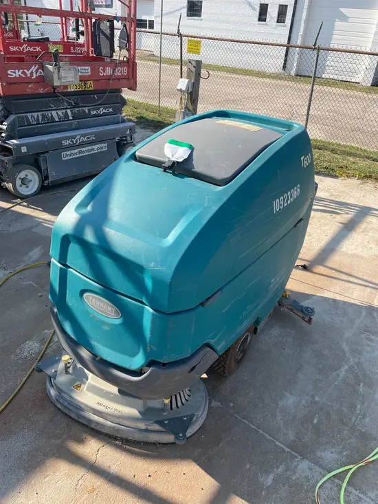 2019 Tennant T600-28 Scrubber