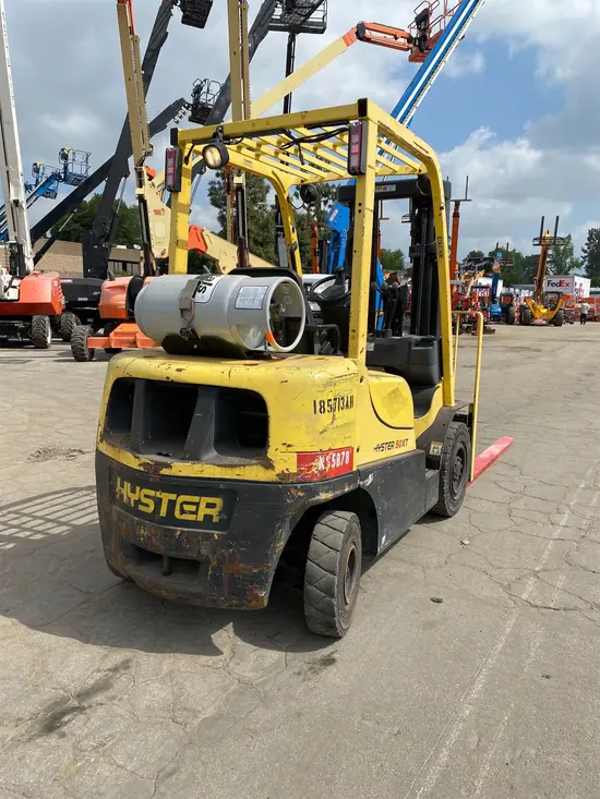 2017 HYSTER H50XT Warehouse Forklift