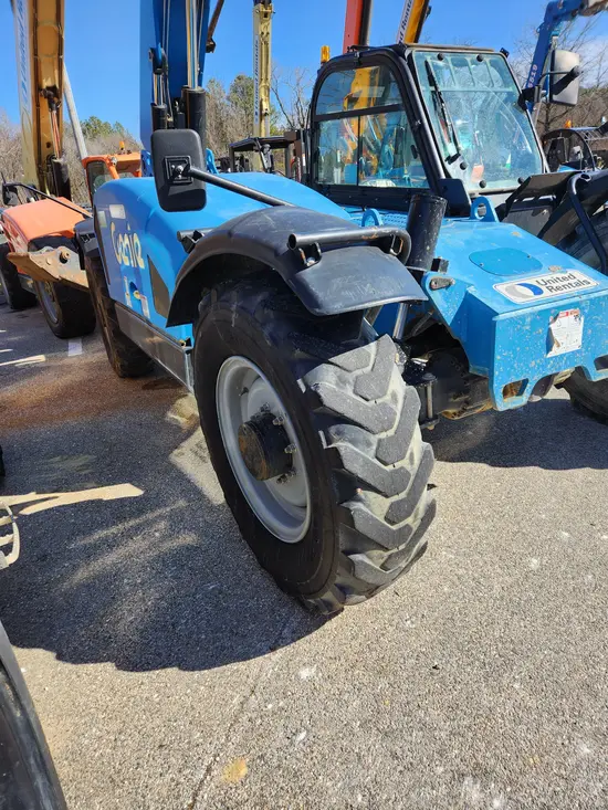 2016 Genie GTH-844D Forklift