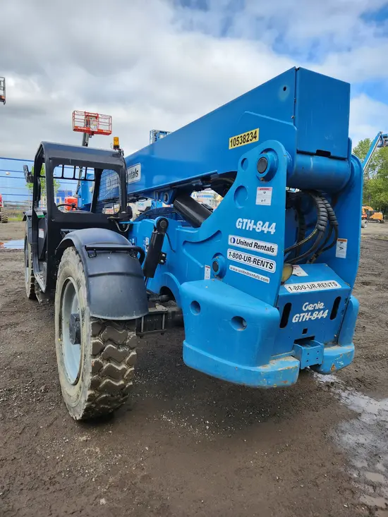 2016 Genie GTH-844 Forklift