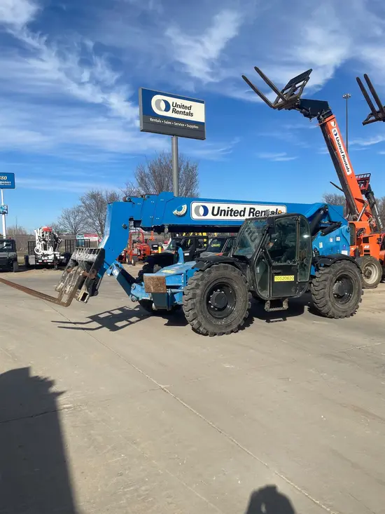 2016 Genie GTH-1056 Forklift