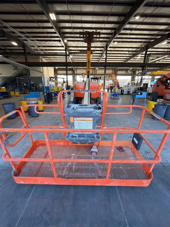 2013 JLG 400S Boom Lift