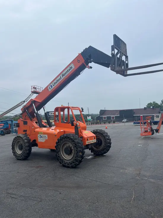 2015 SKYTRAK 6042 Forklift