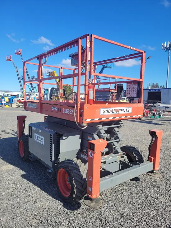 2017 Skyjack SJ6832RT Rough Terrain Scissor Lift