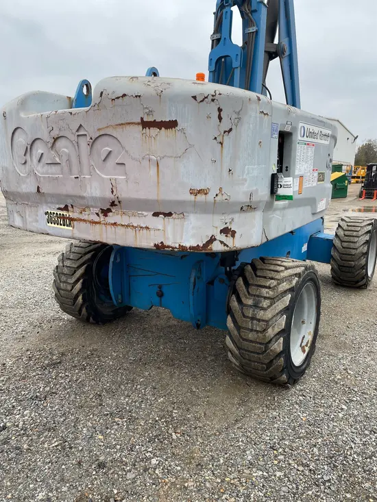 2014 Genie S-85 Boom Lift