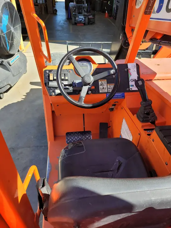 2016 SKYTRAK 8042 Forklift