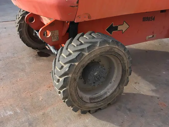 2012 JLG 800S Boom Lift