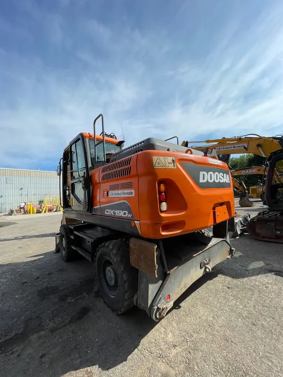 2017 Doosan DX190W-5-US40 Excavator