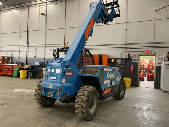 2015 Genie GTH-5519 Forklift