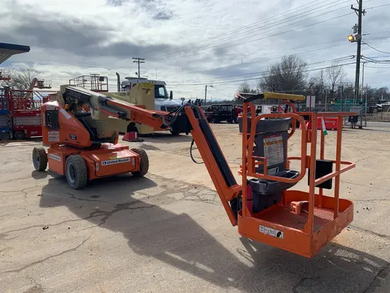 2015 JLG E400AJPN Articulating Boom Lift