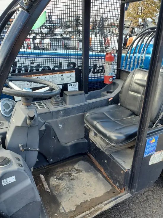 2016 Genie GTH-5519 Forklift