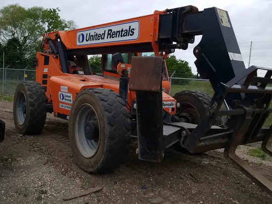 2017 SKYTRAK 10042 Forklift