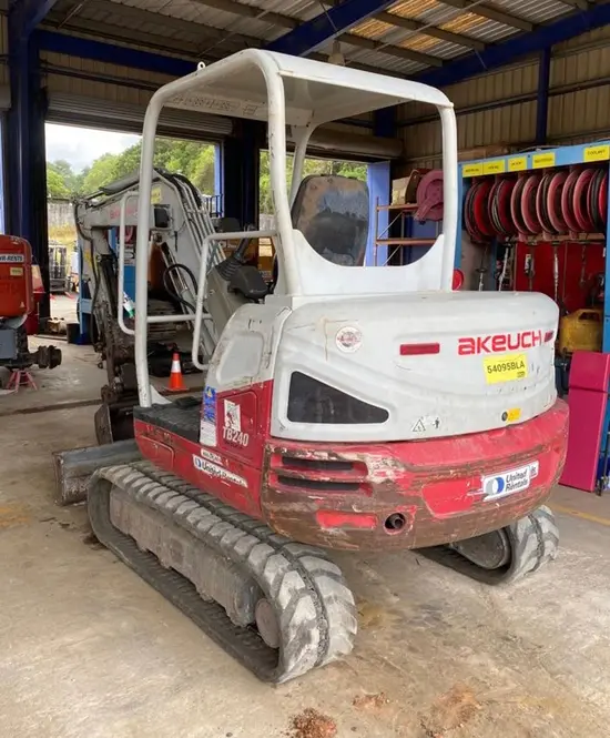 2017 Takeuchi TB240R Mini Excavator