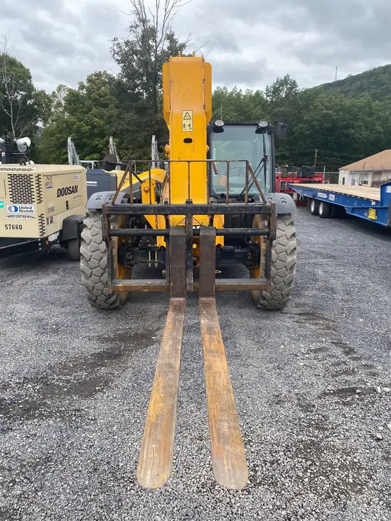2016 JCB 507-42 Forklift
