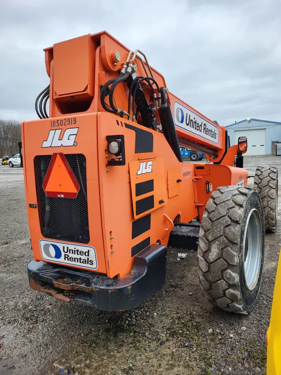 2016 SKYTRAK 6042 Forklift
