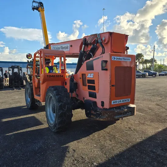 2016 SKYTRAK 10054 Forklift