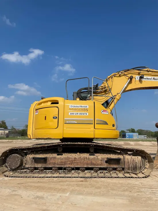2015 Kobelco SK230SR Excavator