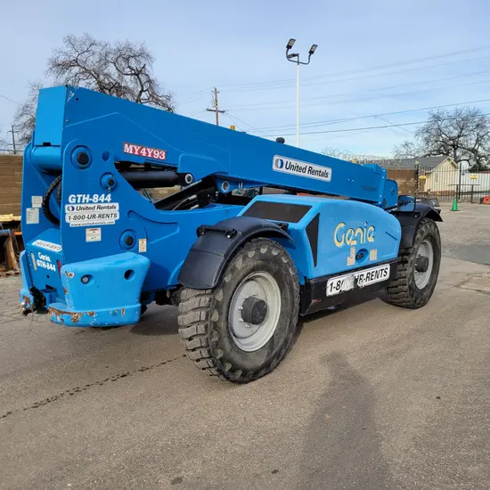 2015 Genie GTH-844 Forklift