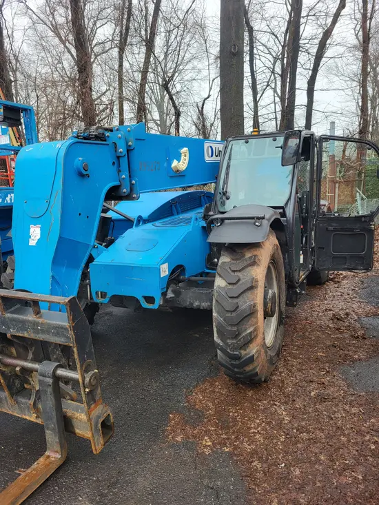 2016 Genie GTH-844D Forklift