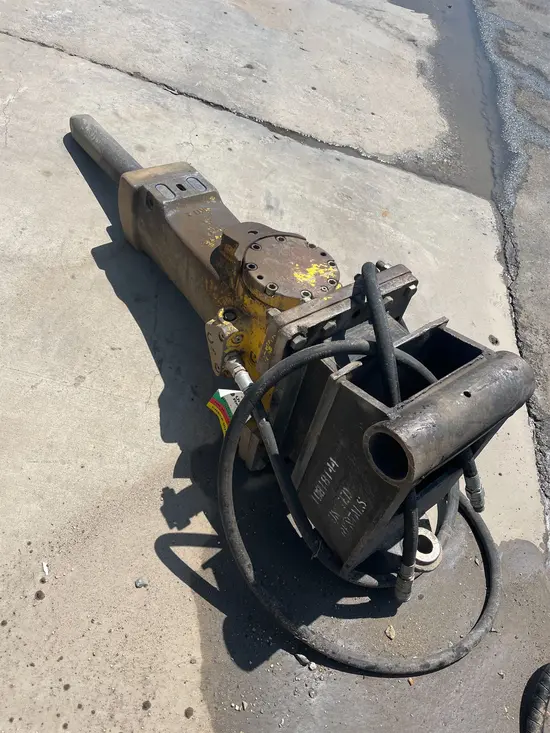 2018 Epiroc SB 452 Attachment