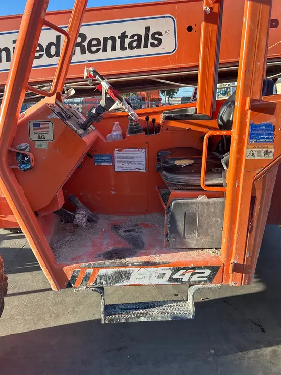 2017 SKYTRAK 6042 Forklift