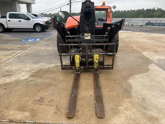 2016 JLG 1055 Forklift