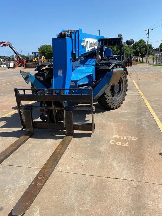 2016 Genie GTH-1056 Forklift