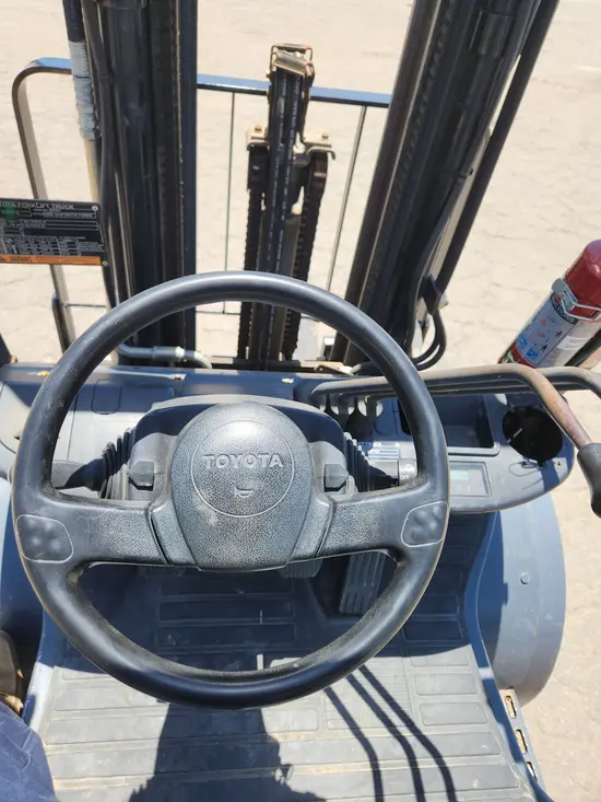 2018 Toyota 8FGU25 Warehouse Forklift