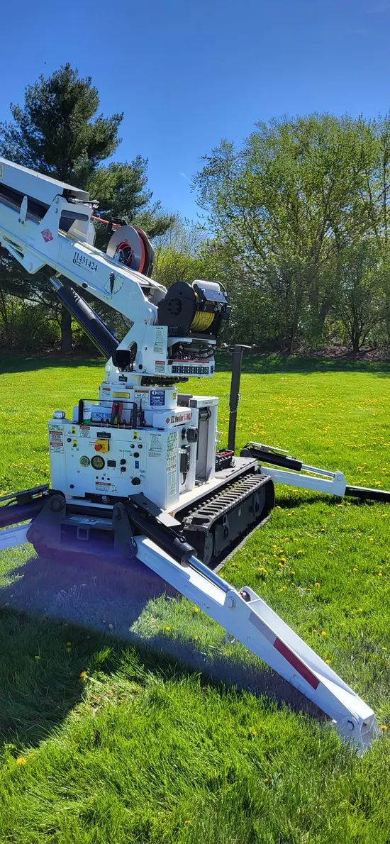 2022 S.D.P. Manufacturing EZ55MLP Digger Derrick
