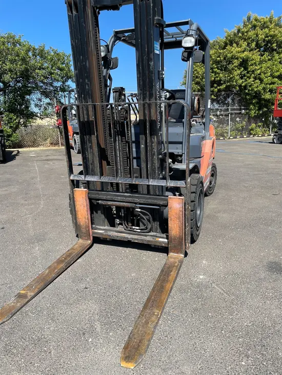 2017 Toyota 8FGU25 Warehouse Forklift
