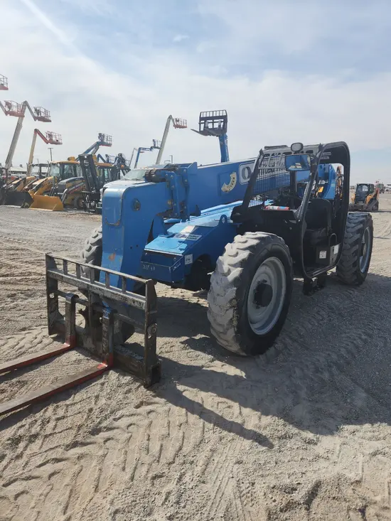 2015 Genie GTH-636 Forklift